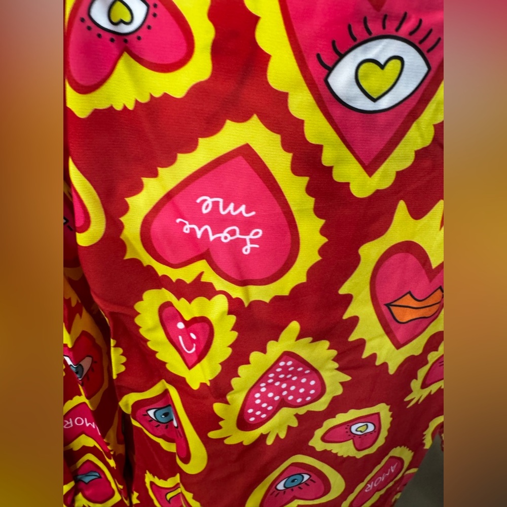 Colorful Heart Patterned Blouse - Picture 4 of 4